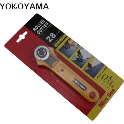 YOKOYAMA 28mm Cloth Roller Wheel Round Knife Rotary Cutter Patchwork Leather Paper Fabric Cutter DIY Sewing Parts Cutting Tool