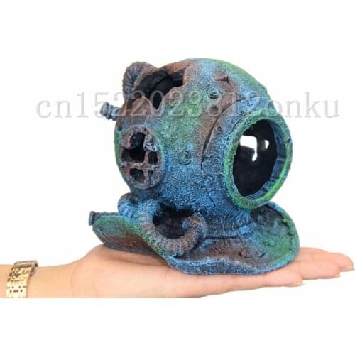 Helmet Aquarium Ornament Helmet Destroyer Fish Tank Cave Decor Resin Ornament Landscaping Decoration