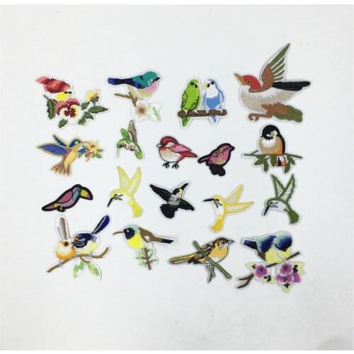 Fashion Style Bird Hot Melt Adhesive Patch Embroidery Badge Patch DIY Sewing Decorative Clothes Ironing Stickers Accessories