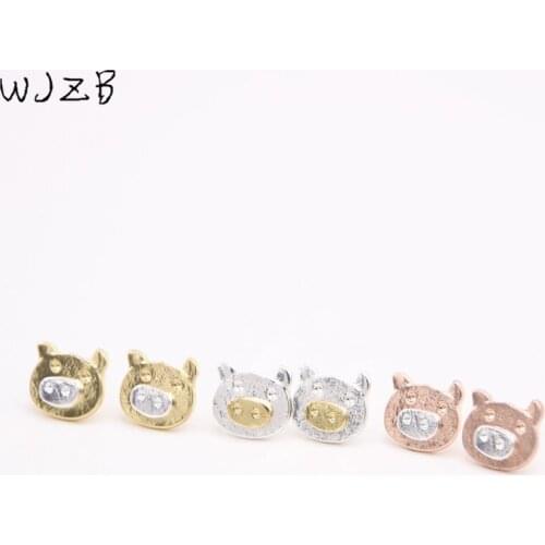 WJZB Fashion pig stud earrings.The cute pig head stud is popular.Beautiful design for woman