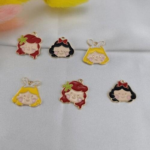 10Pcs/Lot Cartoon Cute Princess Head Portrait Bracelet Necklace Pendant Female Oil Alloy Pendant Diy Jewelry Accessories