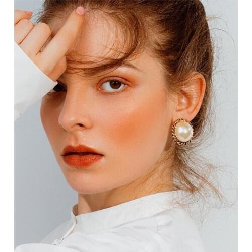 New Fashion Korean Oversized White Pearl Drop Earrings for Women Bohemian Golden Round Pearl Wedding Earrings Jewelry Gift