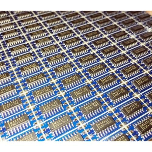 SUQ The mini RS232 MAX3232 turn TTL level conversion board serial conversion module.We are the manufacturer