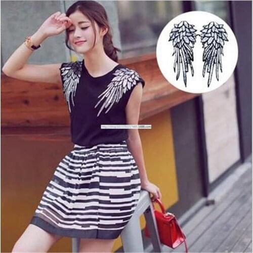 1pair Sequins Embroidered Embroidered Clothes Cloth Handmade DIY Stickers Wings Cloth Lace Patch Apparel Accessory 27X 17cm