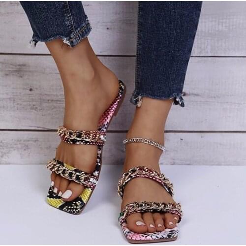 2021 Women Snake Print Chain Slippers Women Fashion Flat Shoes Women Comfortable Slippers Summer Women Beach Shoes Plus Size