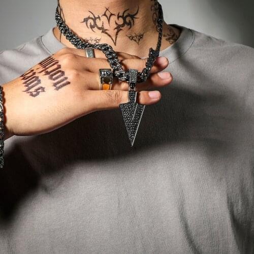 Mens Design Matte Black Long Necklace with Arrow Pendant Jewelry Chain Hip Hop Punk Rock Iced Out Cuba Chain Gift For Men Wome