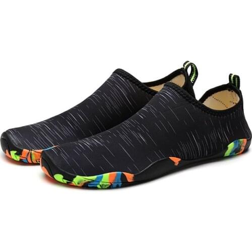Akexiya Hiking Shoes