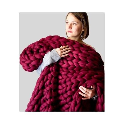 New Polyester Thick Yarn Knitted Blanket Iceland Wool Knitted Blanket Woolen Blanket Factory Direct Sales