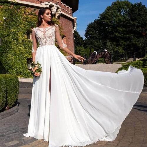 Chiffon Half Sleeve Wedding Dresses 2021 A-Line Scoop Neck Lace Appliques Pleat Button Bridal Gown Sexy Side Slit Sweep Train