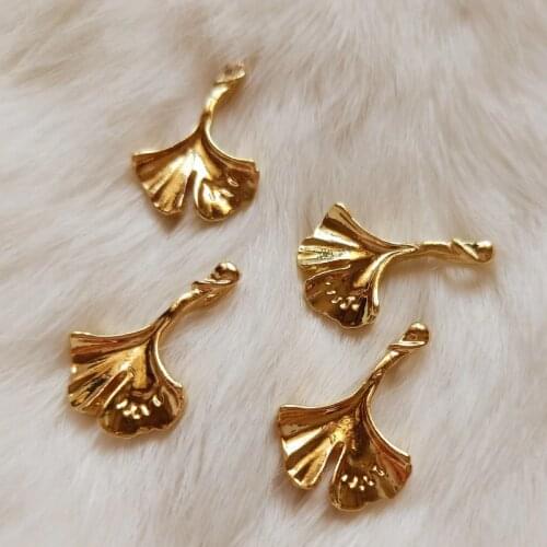 10 BULK Goldtone Raw Brass Ginkgo Leaf Charm Pendant for Woman Jewelry Findings DIY Making Supplies Ginkgo Leaf Charm GS3R48-DH