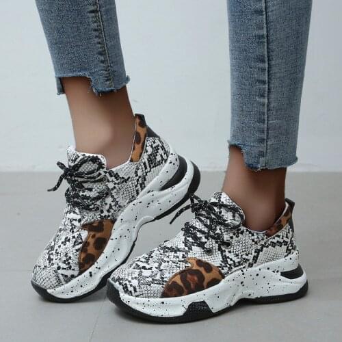 Womens Vulcanize Shoes Women Leopard Print Sneakers Lace-Up Platform Sports Shoes for Women Breathable Ladies Sneakers vb5