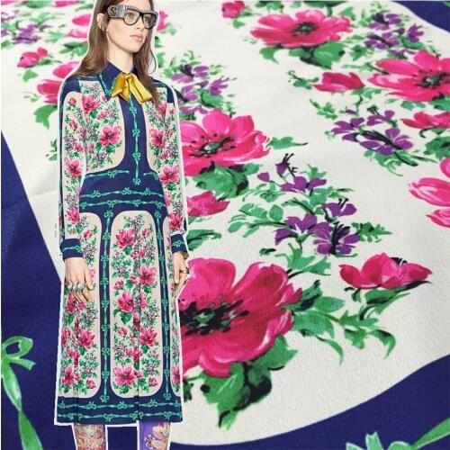 2018 spring and summer brand with the same pattern floral frame woven crepe de chine polyester printed fabric for dress trousers