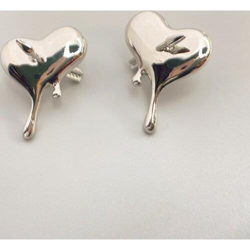 New fashion vacuum white gold one arrow pierced earrings