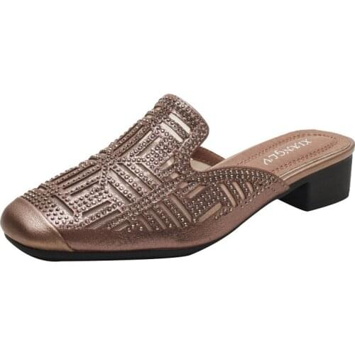 Net surface rhinestone drag 2021 summer personalized slippers womens outer wear thick heel sandals with Baotou