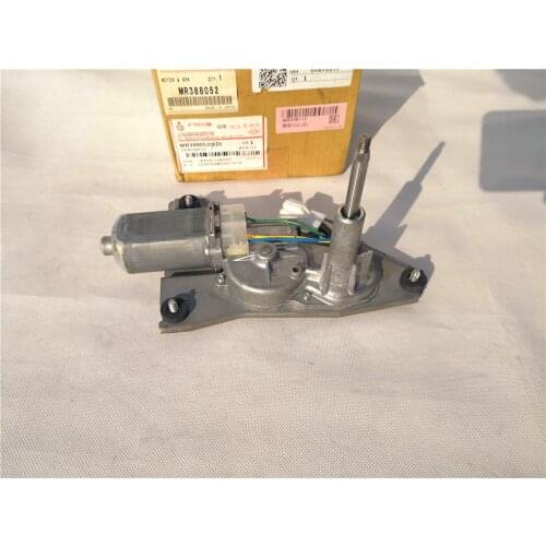 After Windshield Wiper Motor For MITSUBISHI PAJERO MONTERO V63 V73 V75 V77 MR388052