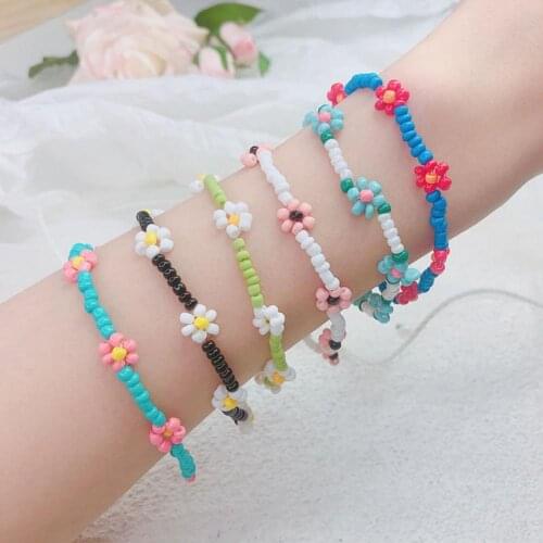 Portable Unique Eye-catching Flower Bead Bracelet Multi Style Women Bracelet Durable Women Accessory