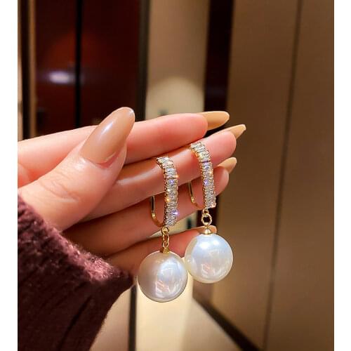 Fashion Korean Oversized White Pearl Drop Earrings for Women Bohemian Golden Round Pearl Wedding Earrings Jewelry Gift 2021 New