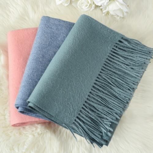 Winter 100% Pure Wool Scarf for Ladies Thicken Echarpe Wraps with Tassel Foulard Femme Neck Warmer Women Green Cashmere Scarves