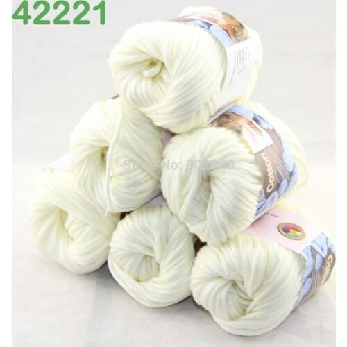 LOT of 6 Balls X 50g Special Thick Worsted Cotton Knitting Yarn Pearl White 2221