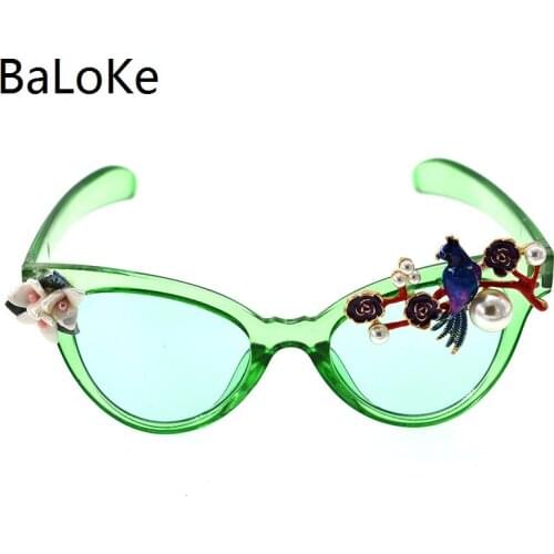 Fashion Baroque Women Girls Crystal Bird Sunglasses Retro Decor Cat Eye Sunglasses Summer Beach Glasses gifts Sun Glasses
