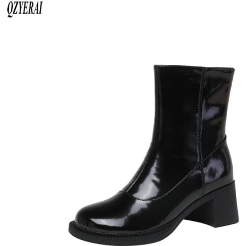 QZYERAI New winter 100% genuine leather Women boots Fashion boots Round head Female boots warm Women shoes