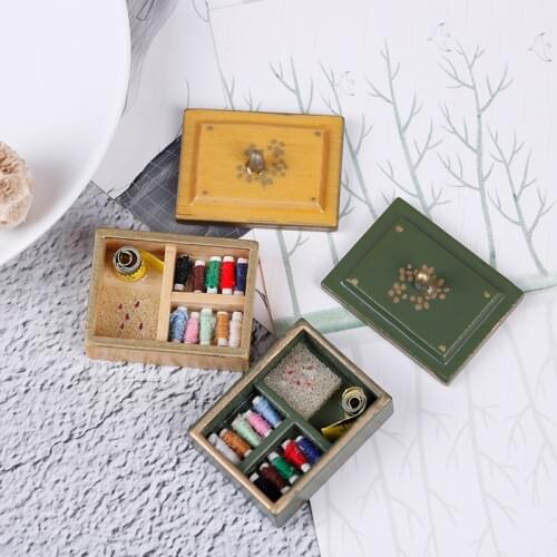 Best Sale 1:12 Miniature Vintage Sewing Box with Lid Winered Dollhouse Decoration Accessories