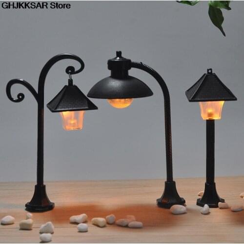 1PC Miniatures Road Light Model Micro Landscape Bonsai Ornament Resin Craft Street Lamp Figurine Streetlight Home Decor