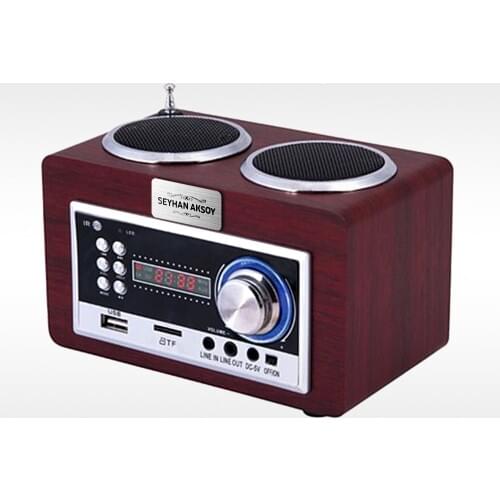 Personalized Goldmaster Portable Retro Radio and Audio System