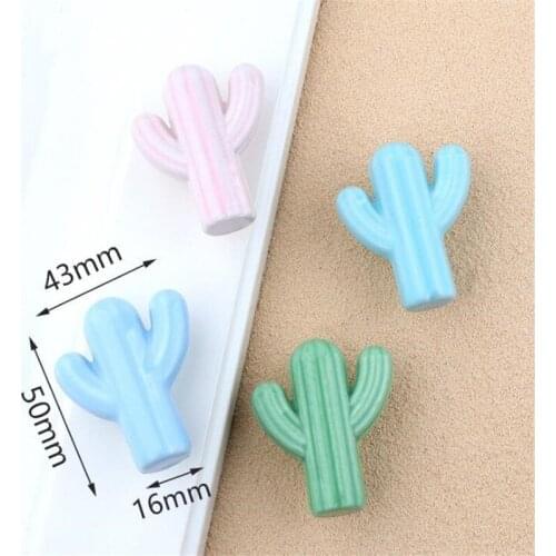 New Creative Single Hole Ceramic Handle Furniture Pulls Accessories Green Pink Cactus Childrens Room Cabinet Wardrob Handles