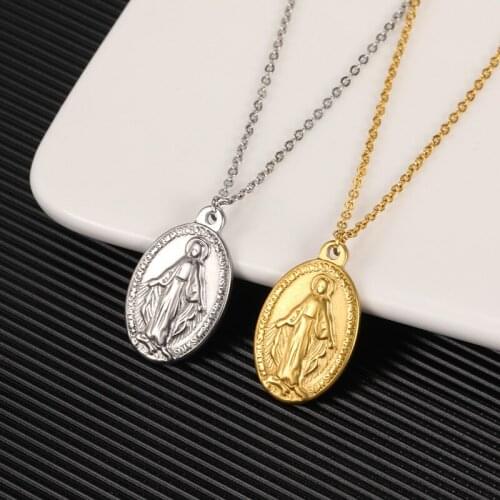 Statue of Jesus Necklace Religious Jewelry Stainless Steel Oval Pendant Christian Amulet Choker Necklaces Blessing Gifts