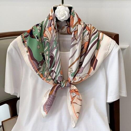 2021 Korean Style Dustproof Kerchief Autumn Fashion Small Square Towel Female 70X70CM Silk Scarves Luxury Print Sunscreen Shawls