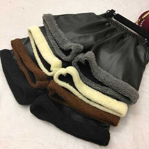 Fashion Classic PU Leather Shorts Imitation Lamb Wool Trim Warm Plus Velvet Wide-Leg Shorts Elastic High Waist All-Match Shorts