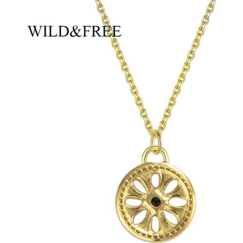Wild&Free Bohemian Hollow Out Round Pendant Necklace For Women Stailess Steel Flower Shape Gold Link Chain Necklaces Jewelry