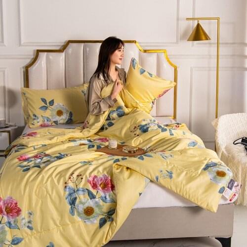 Silk Summer Quilt Air Conditioner Soft Duvet KIng Queen Size Office Nap Blanket