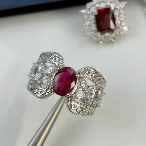 Fashion 2CT Ruby Butterfly Shape Crown Ring AU750 Gold Luxury Womens Party Bithday Engagement 925 Sterling Silver Fine Jewelry