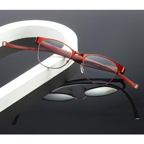 Anti-blue Light Hanging Neck Reading Glasses Convenient Portable Alloy Hyperopia Glasses for the Elderly Men Women Anti-fatigue