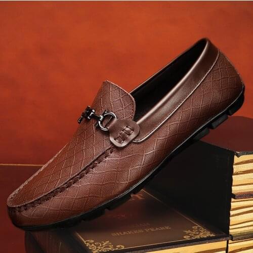 Summer Hot Mens Genuine Leather Fashionable Breathable Peas Shoes trend all-match wear-resistant casual Outdoor shoes