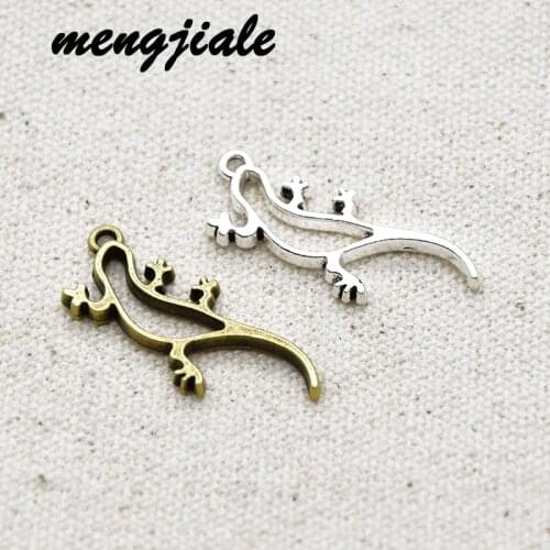 20pcs Two Color Alloy Jewelry Accessories Hollow Gecko lizard Charms fit Glue Blank Pendant Tray Bezel 32*12mm