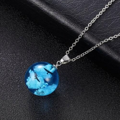 Blue Sky White Clouds Eagle Pendant Necklace Creative Resin Glass Round Ball Necklace for Women Gift Handmade Necklace Jewelry
