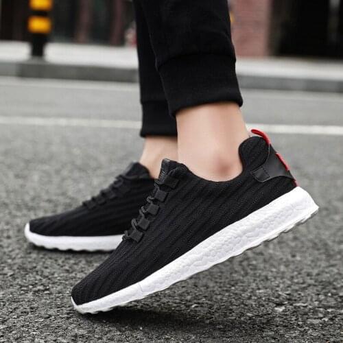 Mens Casual Fashion Mesh Lightweight All-match Sneakers Shock Absorption Mens Multifunctional Fashion Trend Running Shoes