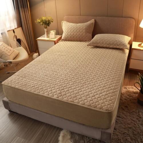 Thicken Fine Coral Fleece Quilted Mattress Cover Soft Velvet Pad Protector Cover Solid Color Bed Cover Not Included Pillowcase