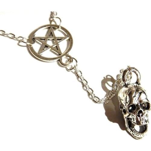 Fashion Skull and Inverted Pentagram Necklace Pendant Satan Devil Pendant Wicca Witchcraft Jewelry Halloween Gothic Gift
