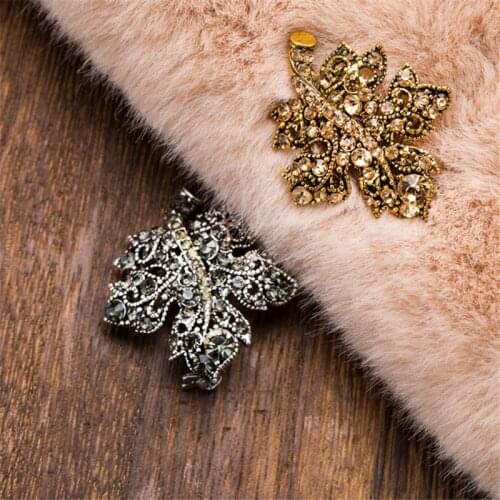 DoreenBeads Elegant Brooch For Women Suit Accessories Vintage Alloy Drip Oil Full Drill Brooch Straw Hat Leaf Pins Jewelry,1 PC