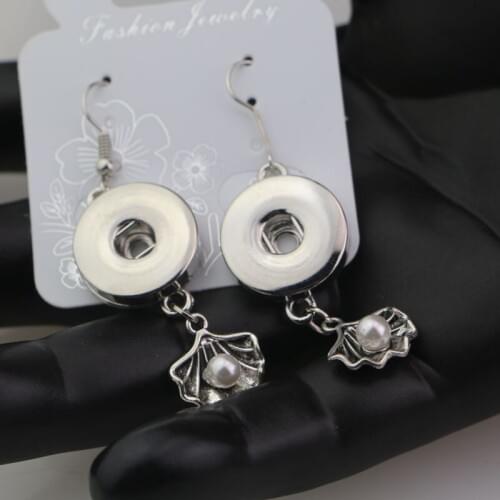 19styles to choose! Diy Snap Jewelry 18mm Metal Button Charm With Vintage Shell Shape Pearl Pendant Dangle Earrings NER013
