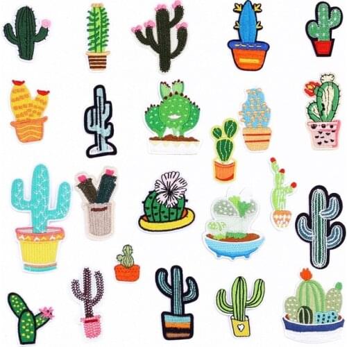 50pcs/lot Embroidery Patches Plant Gold Cactus Clothing Decoration Sewing Accessory Gift Diy Iron Heat Transfer Applique Cactus