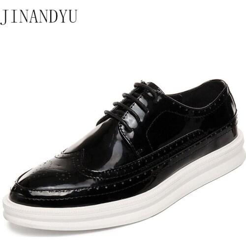 Dress Shoes Men Patent Leather Shoes Men Casual Silver Flats Men Brogue Male Luxury Shoes Chaussure Homme Zapatos De Hombre