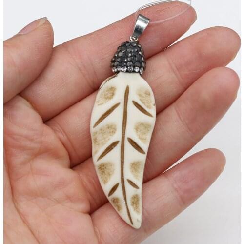 Attle Bone Pendant Leaf Shape Exquisite Charm With crystal for Jewelry Making DIY Necklace Bracelet Accessories Size 20x58mm