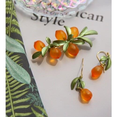 Luxury Design Glazed Plant Green Leaves Brooches For Literary Retro Woman Girl Student Suit Party Corsage Brooch Accessories