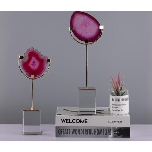 European Luxury Agate Stone Handicraft Decoration Modern Living Room TV Cabinet Hotel Club Cafe Metal Bracket Crystal Decoration