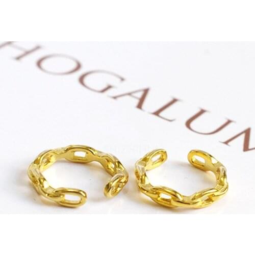 Womens Simple Non-pierced Retro Round Earrings In Silver Metal